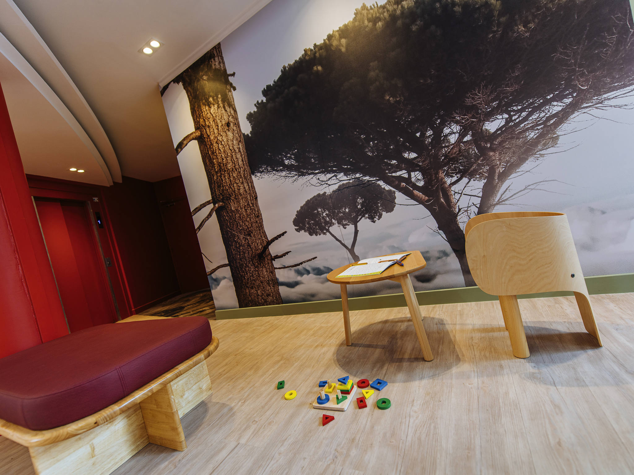 Photo - ibis Styles Antibes