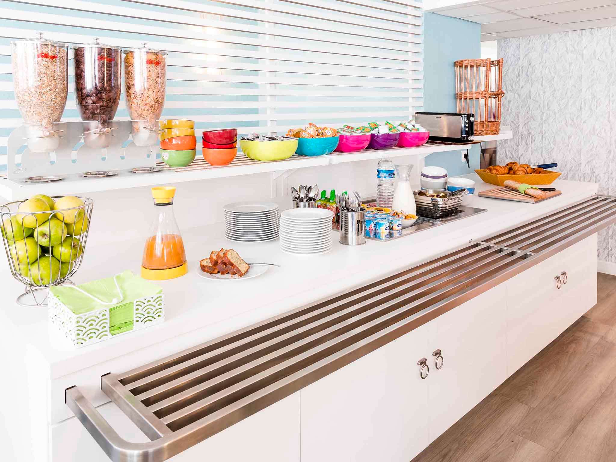 Photo - ibis Styles Marseille Centre Prado Place Castellane