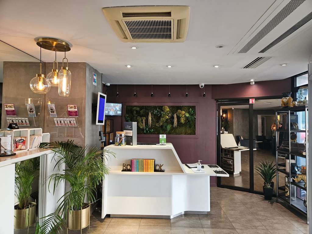 ibis Styles Париж Тольбьяк Библиотека - Image 2