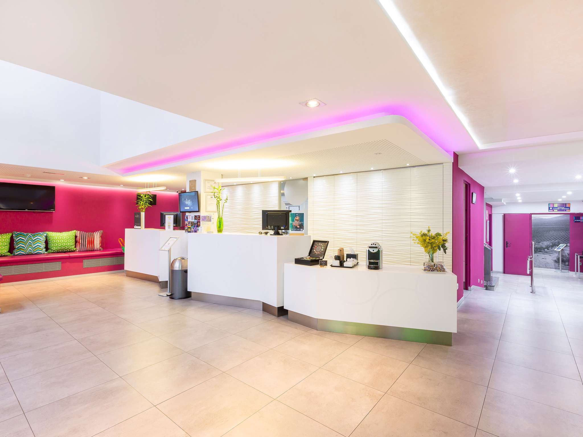 Photo - Ibis Styles Madrid Prado