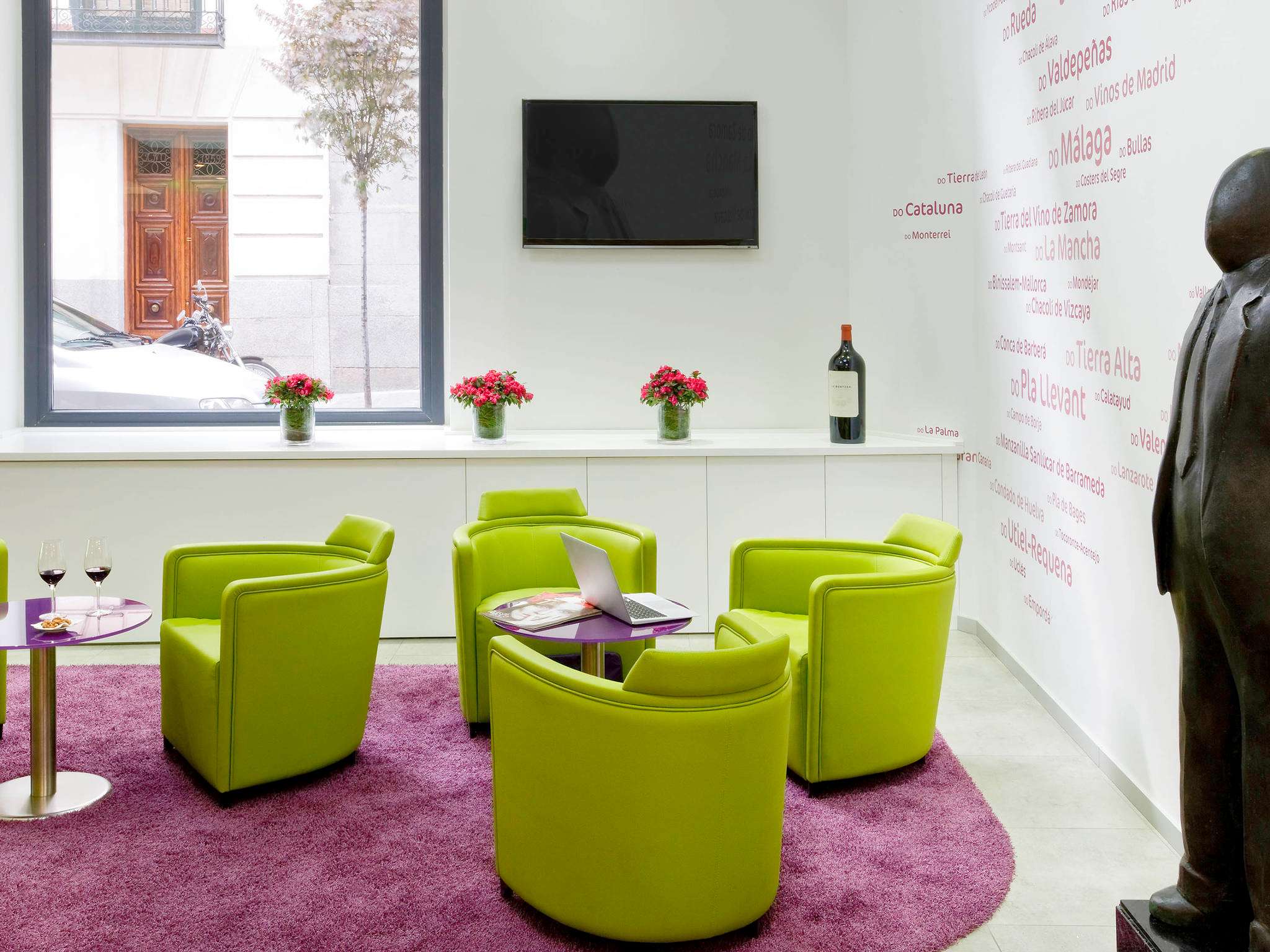 Photo - Ibis Styles Madrid Prado
