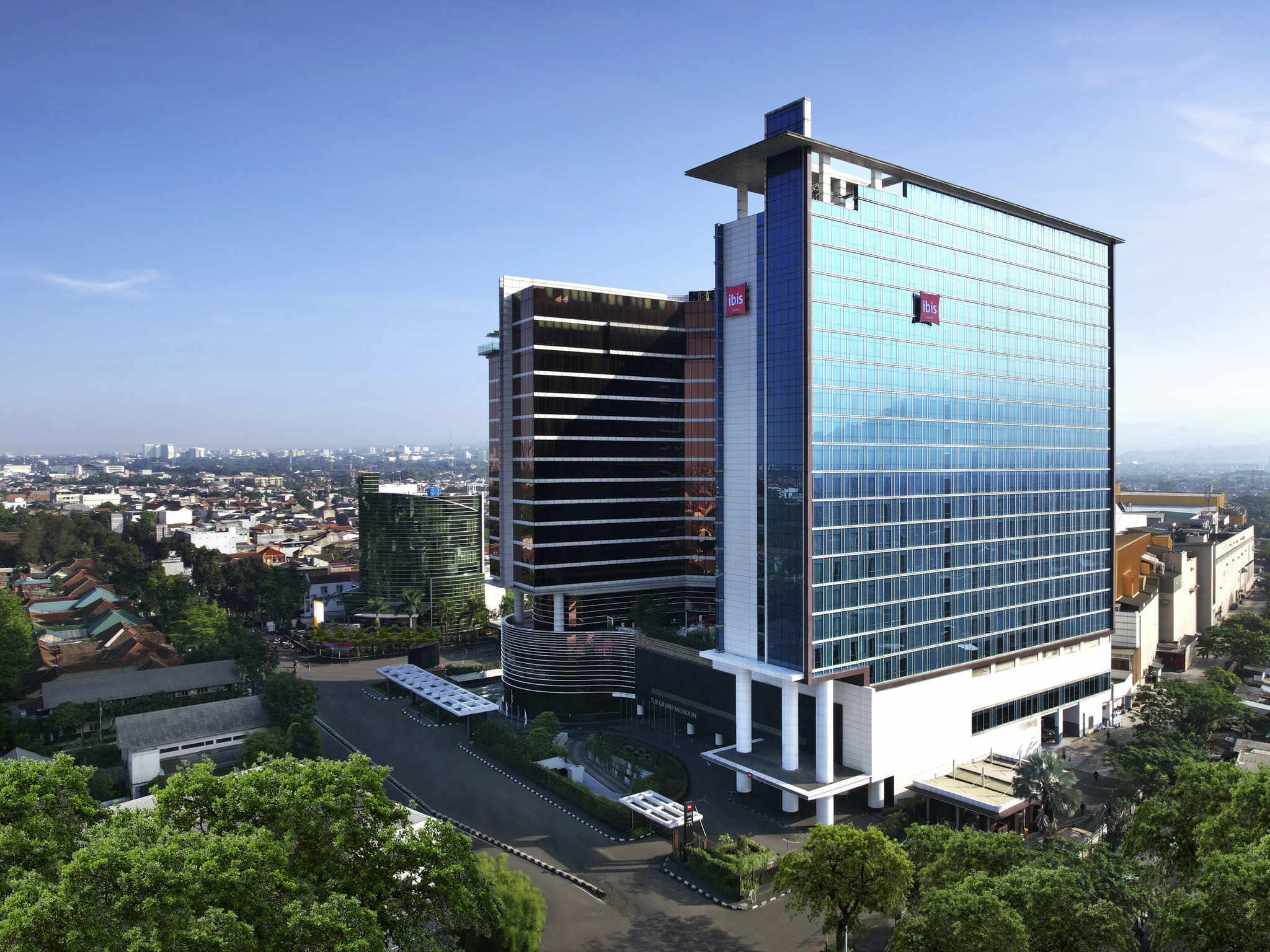 ibis hotel bandung trans studio