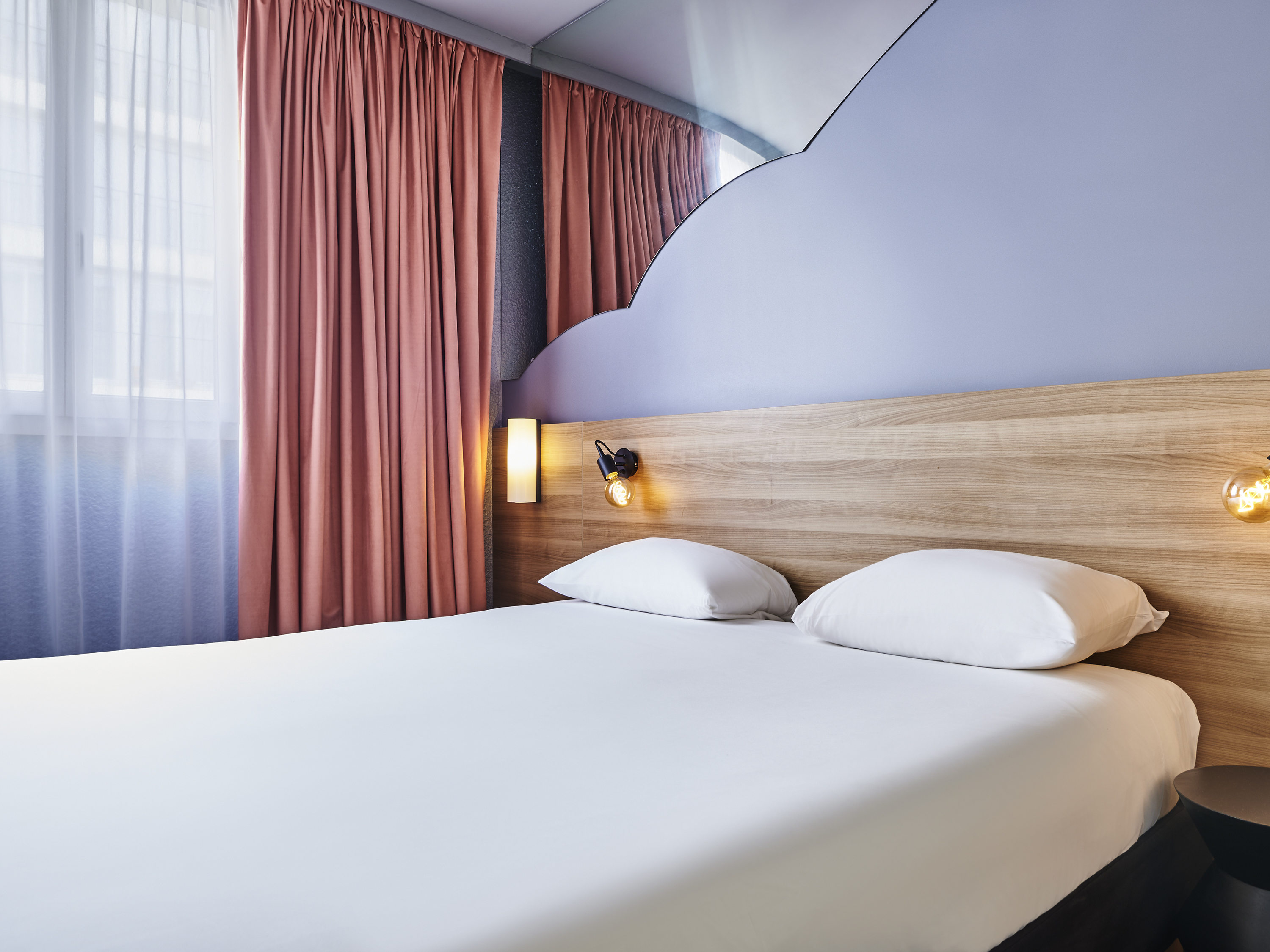 Chambre standard avec 1 lit double — photo 1