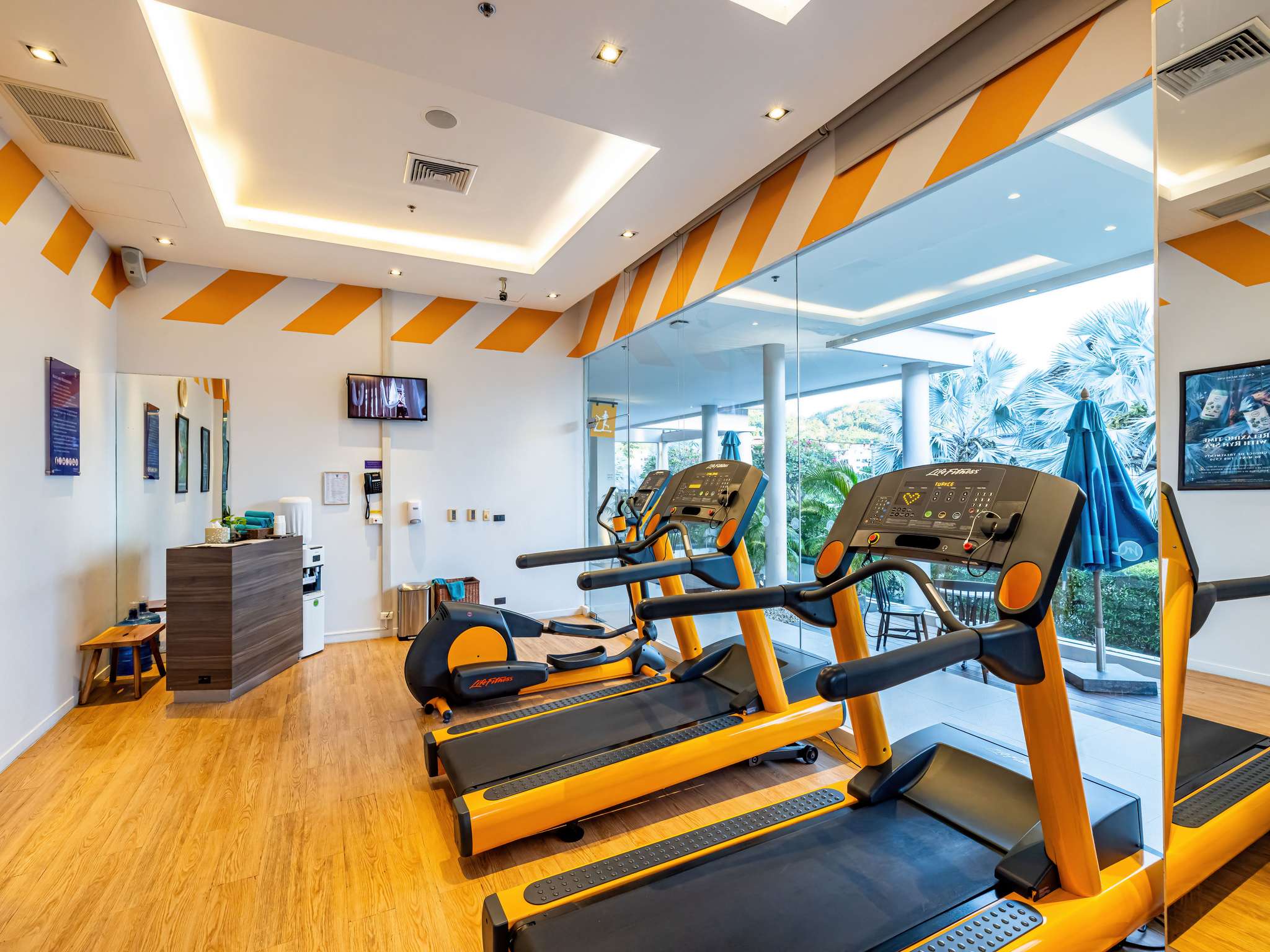 Photo - Grand Mercure Phuket Patong
