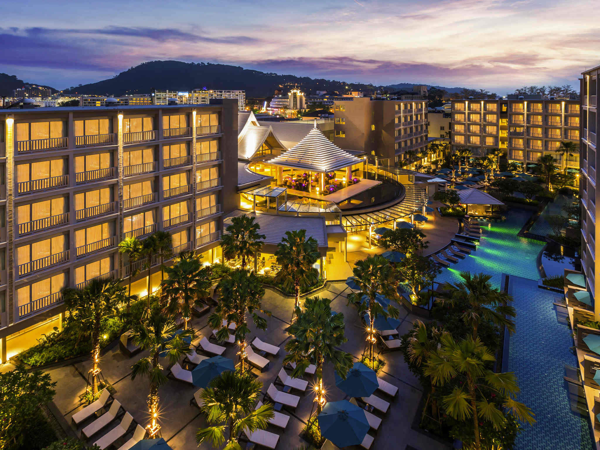 Hotel In Et Grand Mercure Patong Hotel Grand Mercure Et Patong