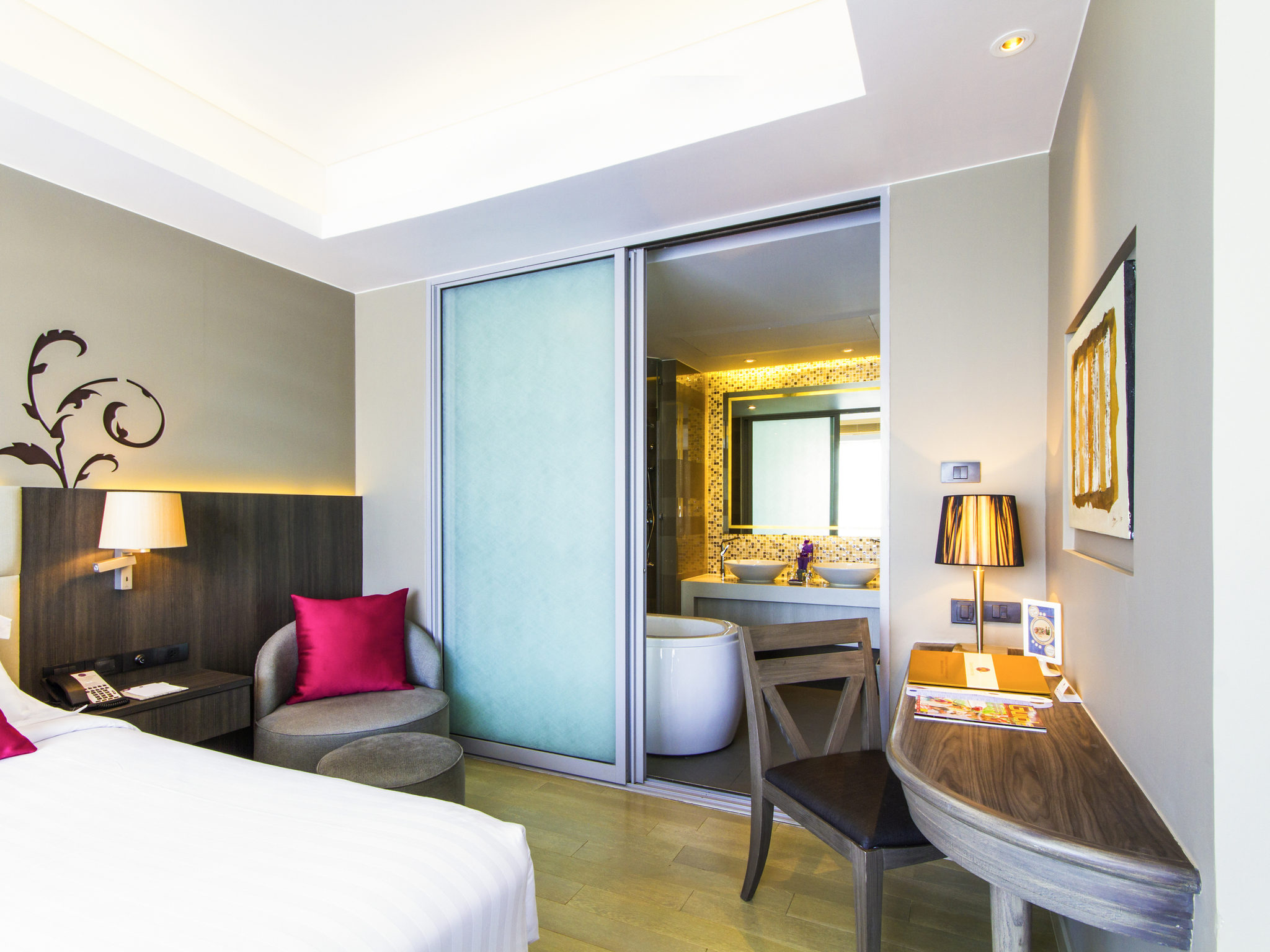 Photo - Grand Mercure Phuket Patong