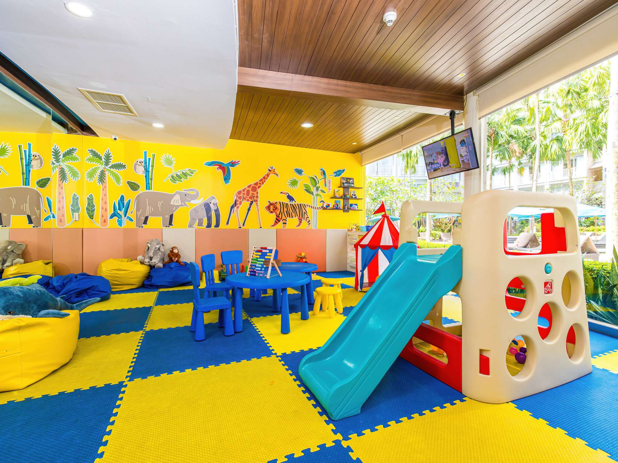 Photo - Grand Mercure Phuket Patong