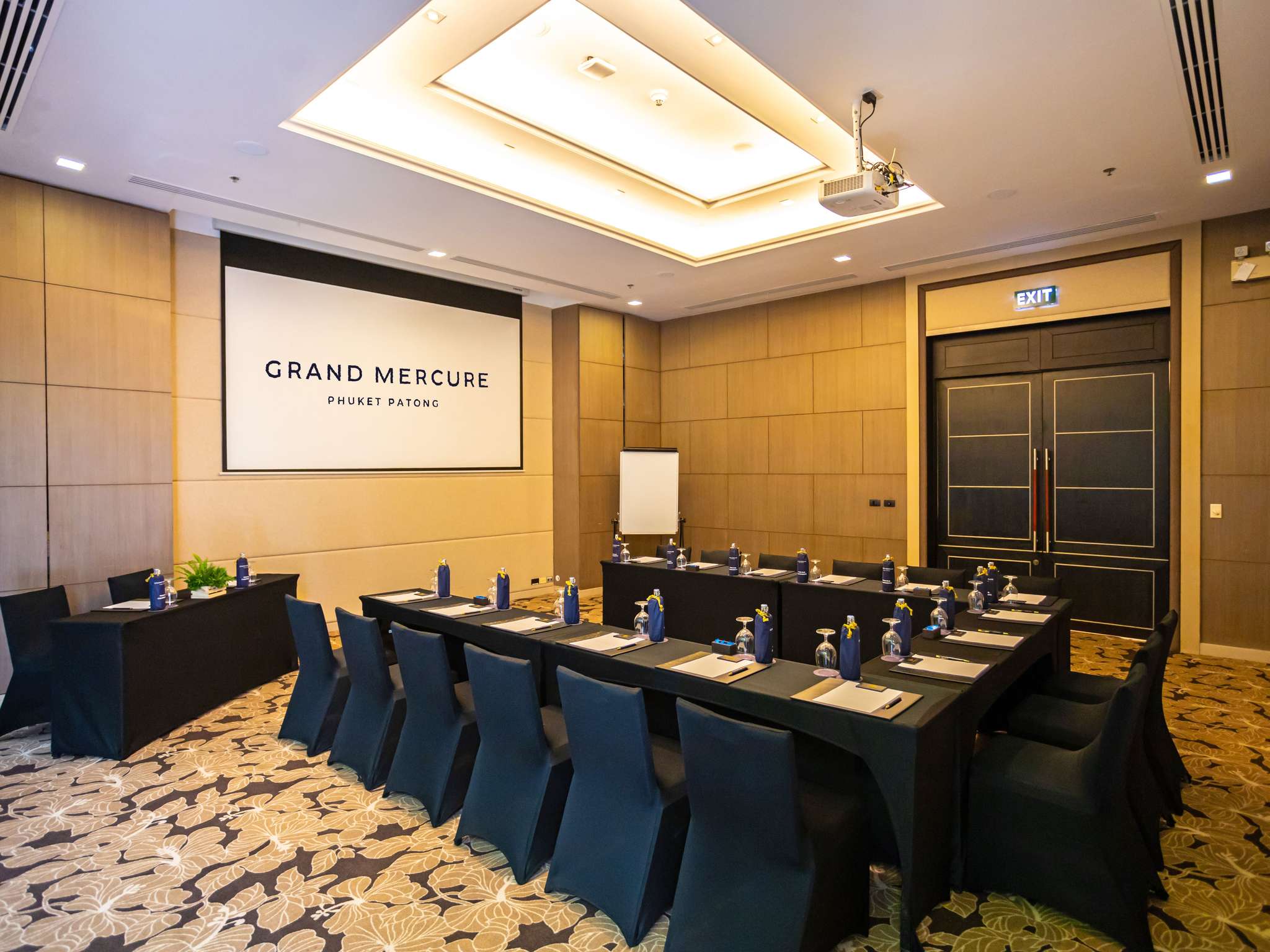 Photo - Grand Mercure Phuket Patong