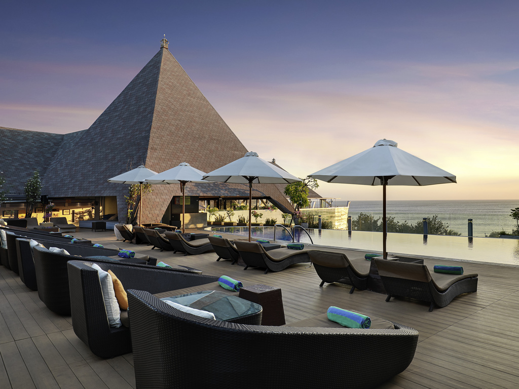 雅高酒店集团管理的巴厘岛库塔海滩传统酒店