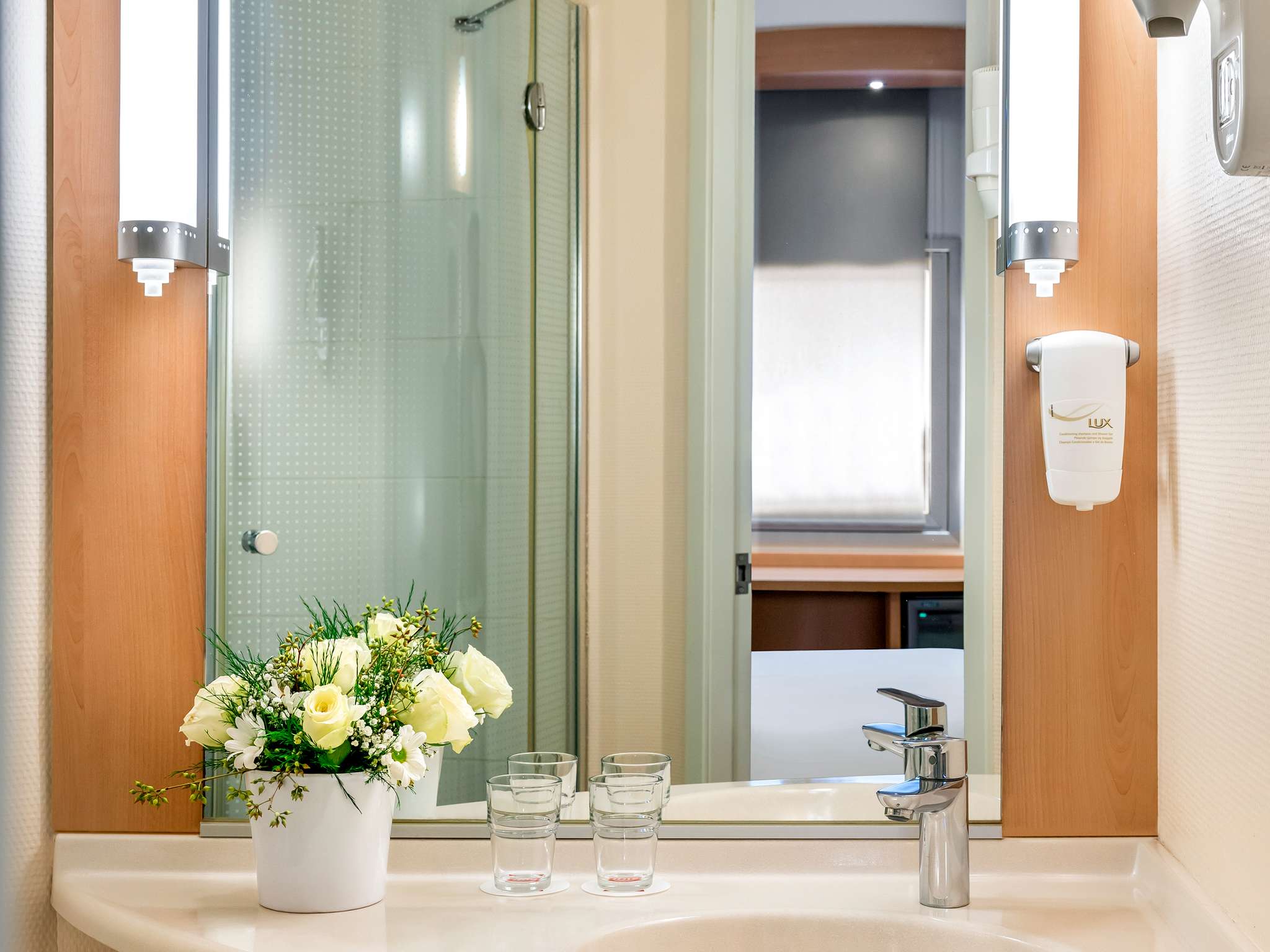 Photo - Ibis Izmir Alsancak