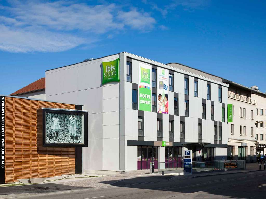 ibis Styles Montbéliard Centre Velotte - Image 2