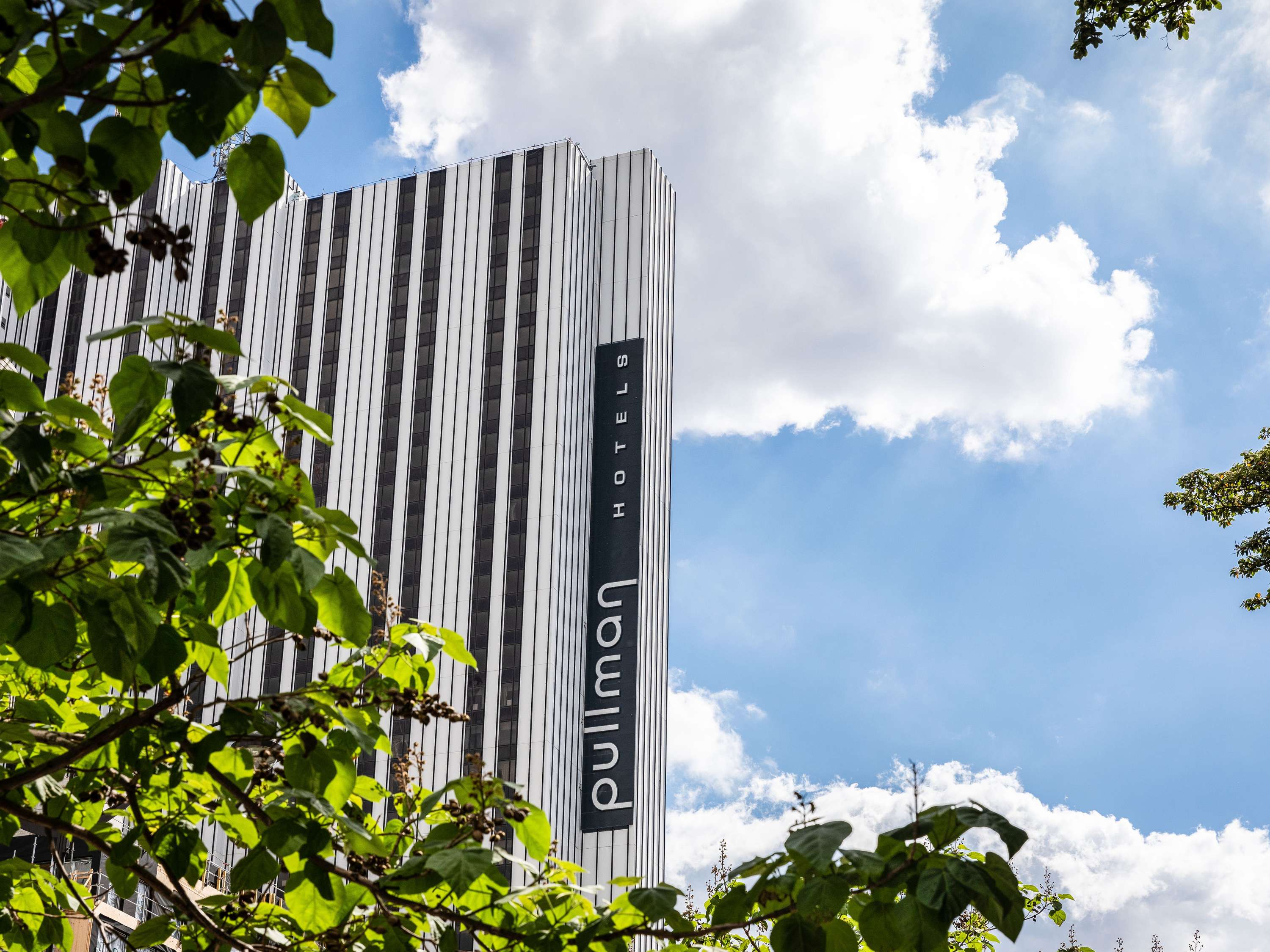 Pullman Paris Montparnasse — 6/30