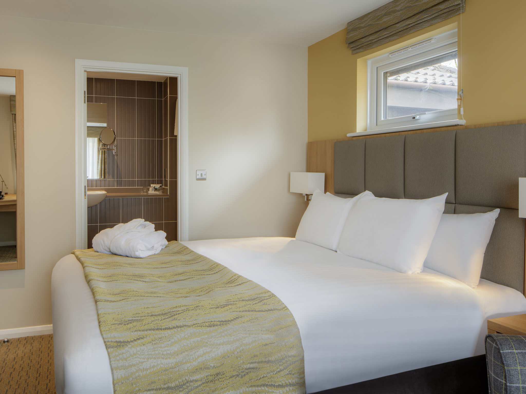 hotel in hatfield mercure hatfield oak hotel hotel 820 sheets