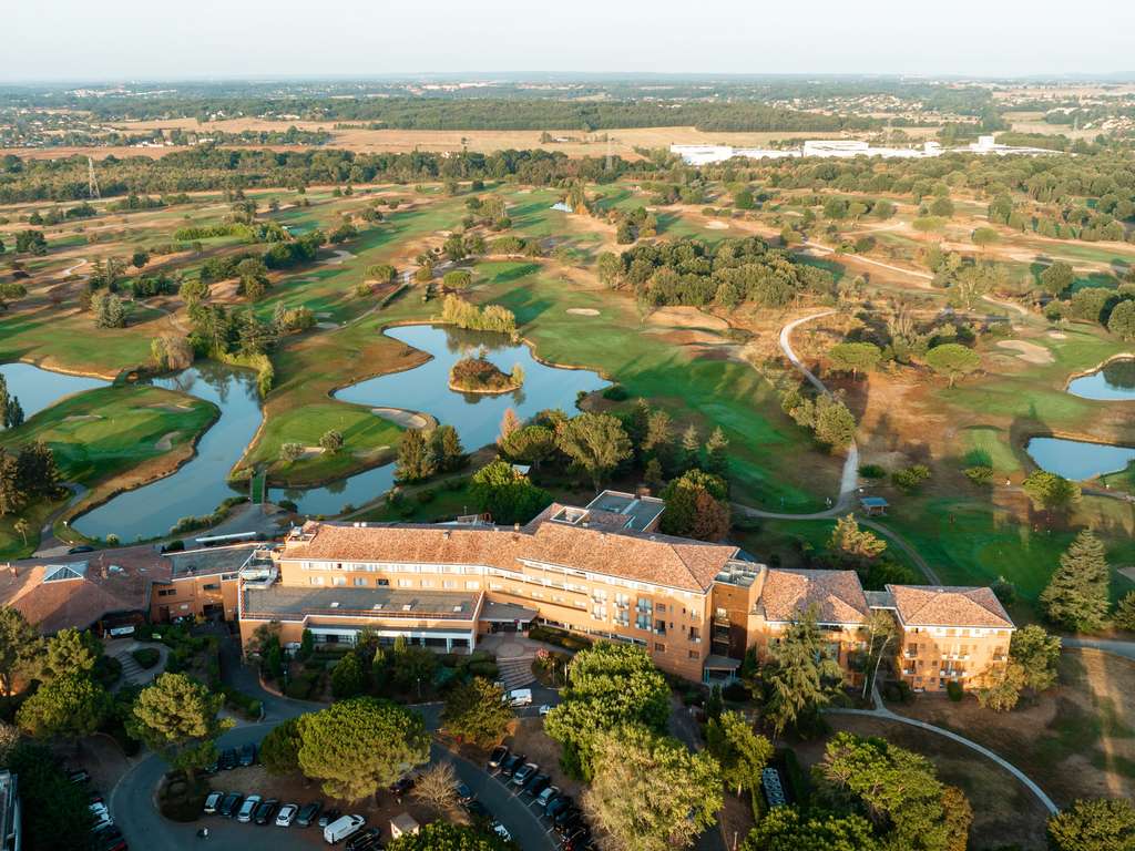 Hotel Mercure Toulouse Aeropuerto Golf de Seilh - Image 1