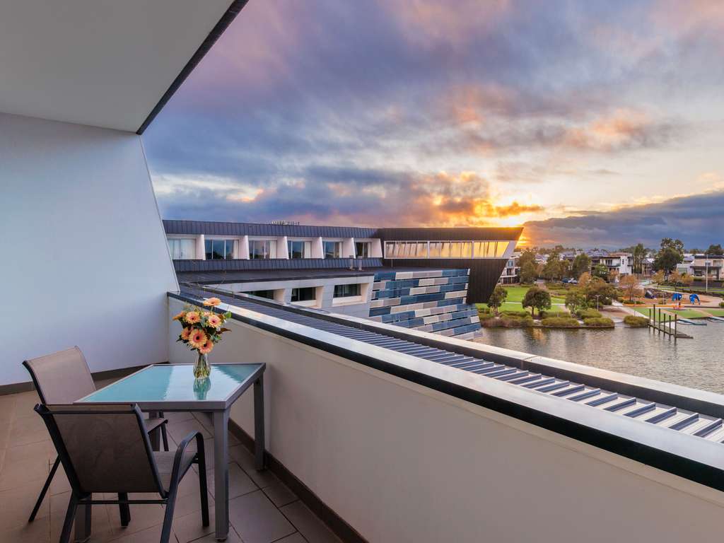 Mercure Melbourne Caroline Springs - Image 4