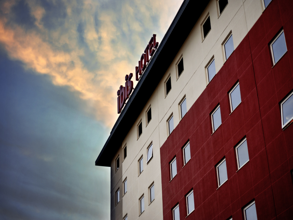 ibis Canoas Shopping - Image 1