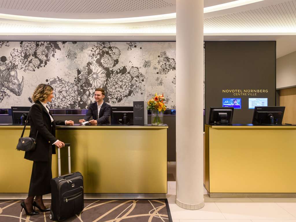 Novotel Nuernberg Centre Ville - Image 1