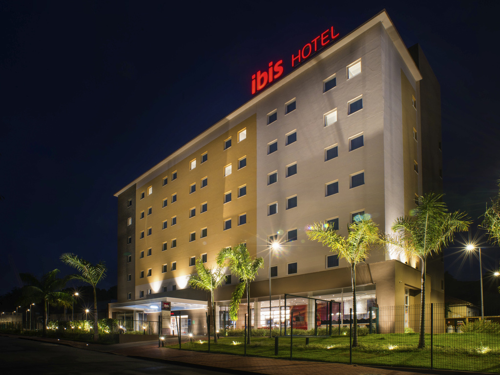 Hôtel ibis Itatiba - Image 1