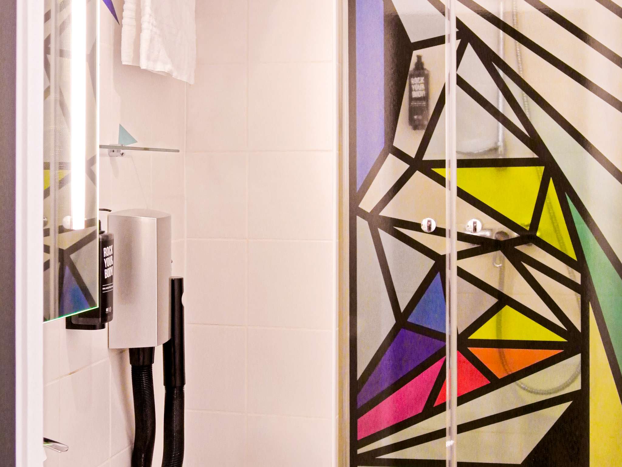 Photo - ibis Styles Paris Maine Montparnasse