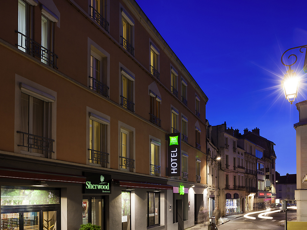 ibis Styles Chaumont Centre Gare - Image 1