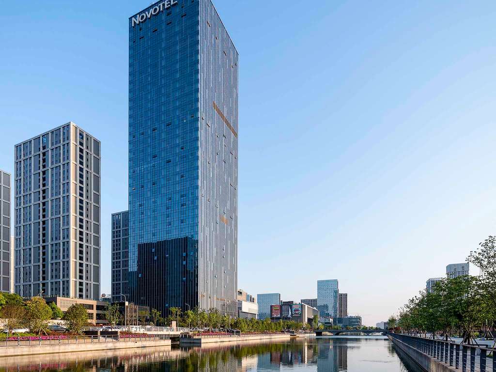 Novotel Ningbo East - Image 2