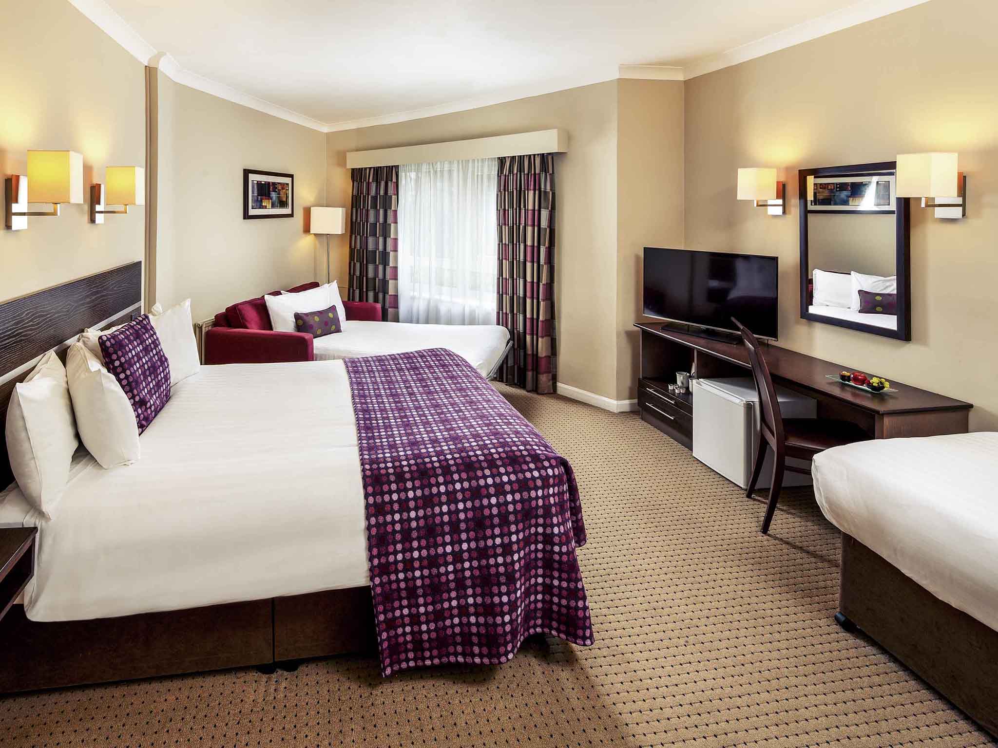 Mercure Chester Abbots Well Hotel Family Room Mercure Chester Abbots Well Hotel Family Room
