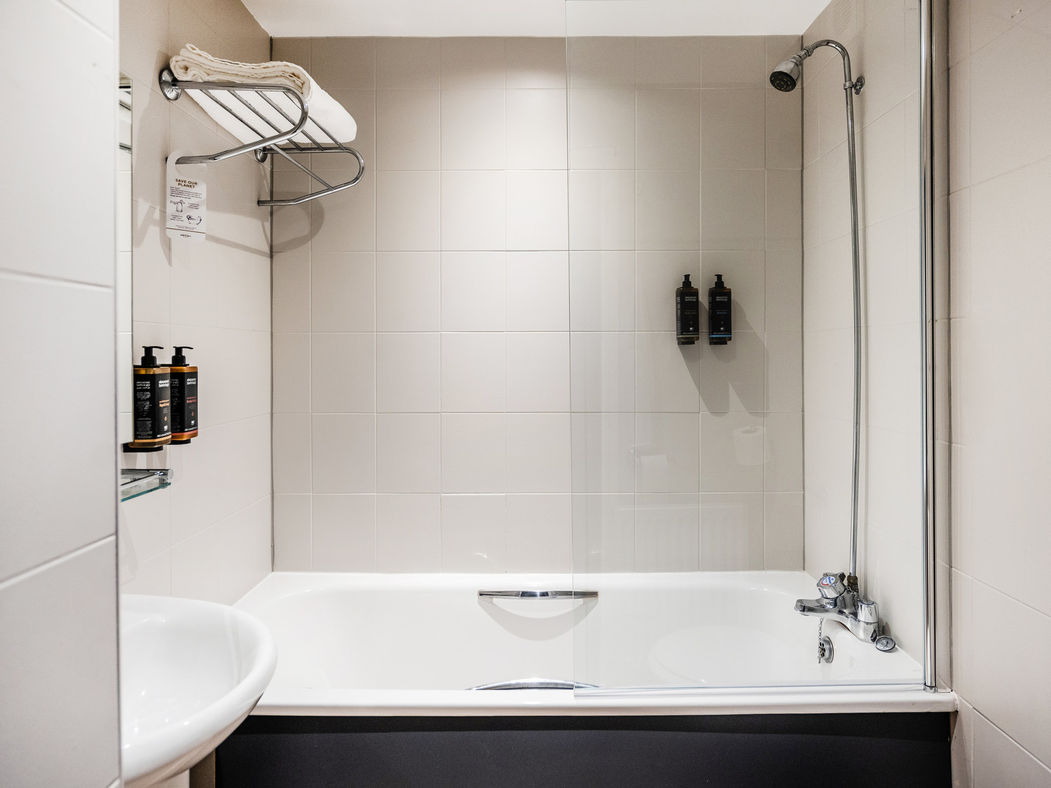 Photo - Mercure Chester Abbots Well Hotel