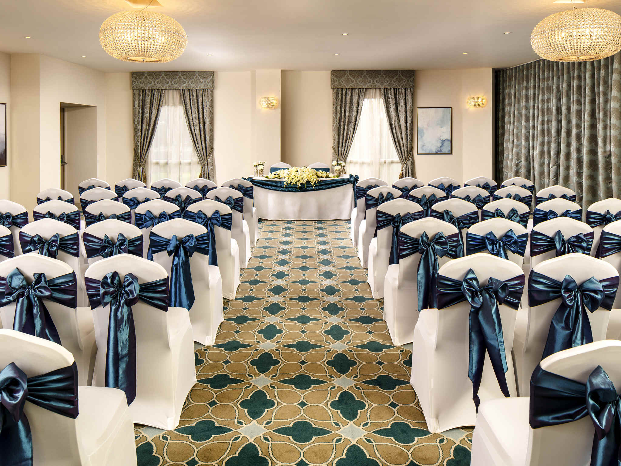 Mercure Chester Abbots Well Hotel Family Room Mercure Chester Abbots Well Hotel Family Room