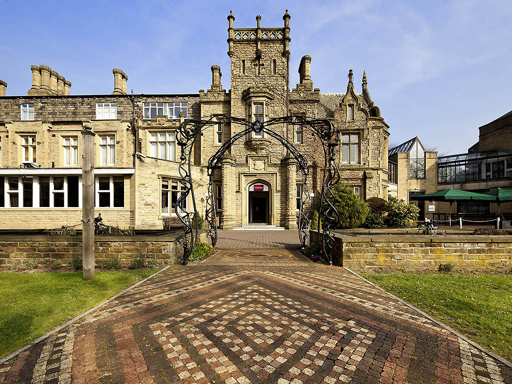 Mercure Bradford Bankfield Hotel - Image 2