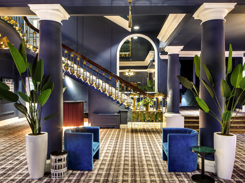 Mercure Brighton Seafront Hotel - Image 1