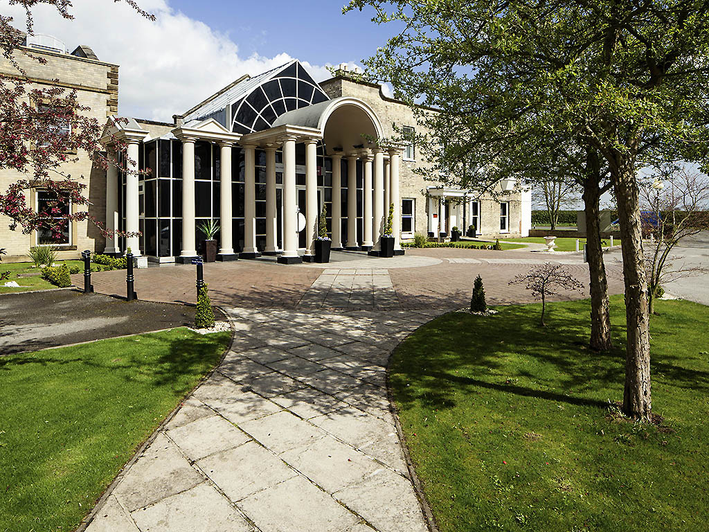 Mercure York Fairfield Manor Hotel - Image 4