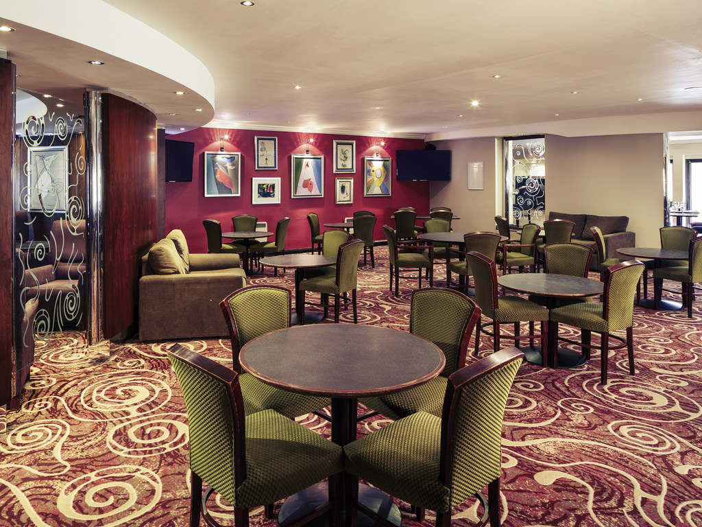 Mercure Livingston Hotel - Image 2