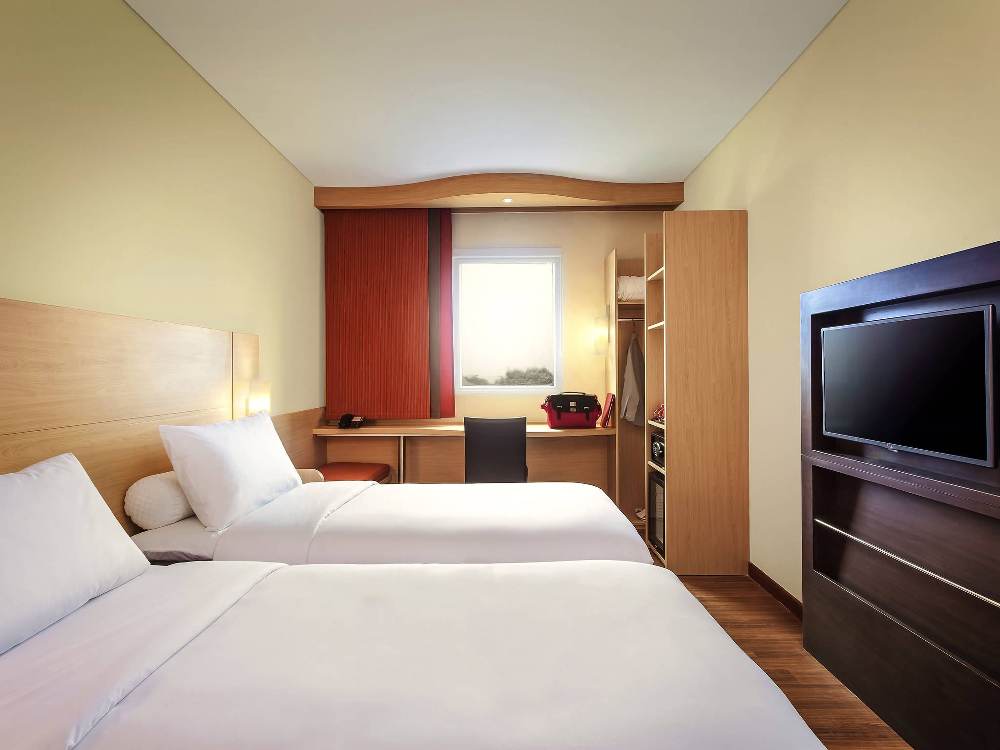 Foto - Ibis Makassar City Center