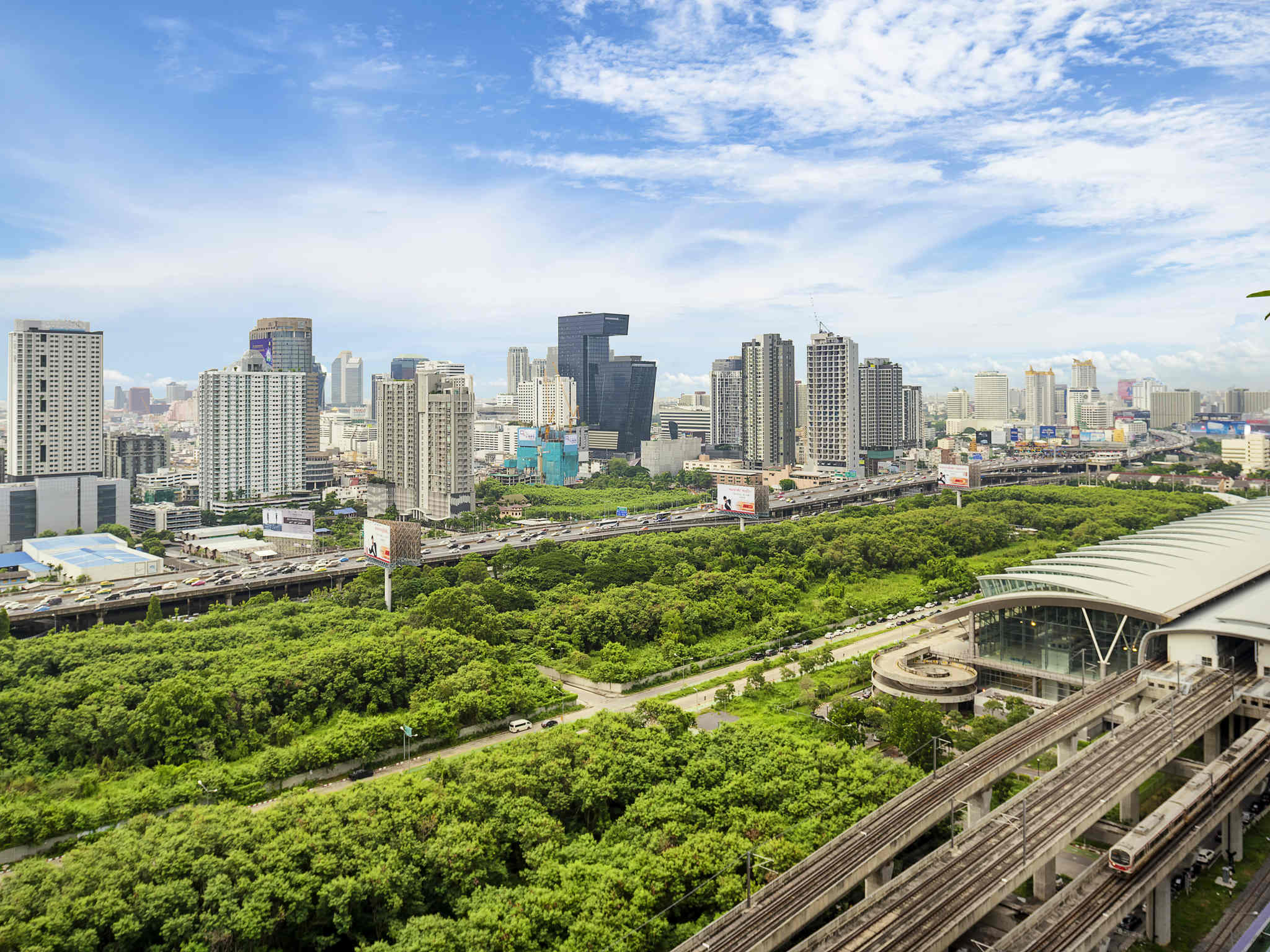 Photo - Mercure Bangkok Makkasan