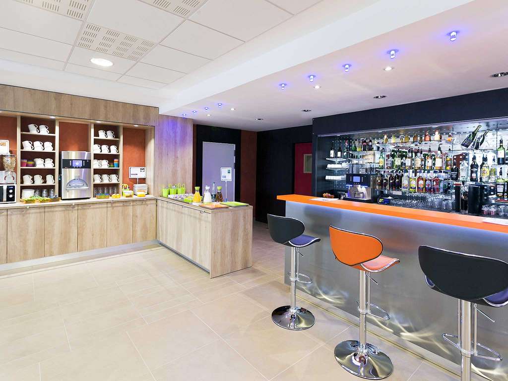 ibis Styles Flers - Image 1