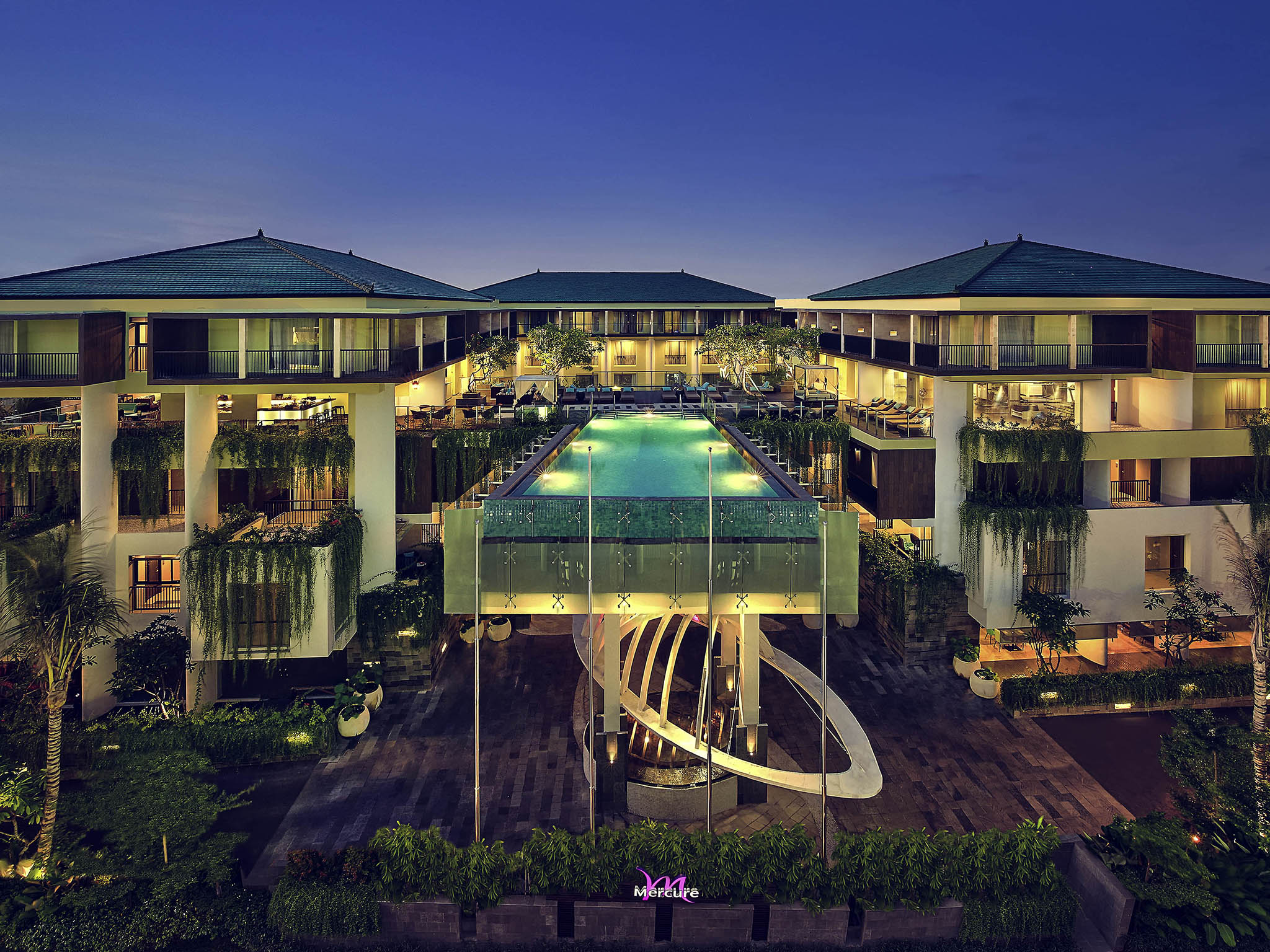 Resultado de imagen para mercure bali legian