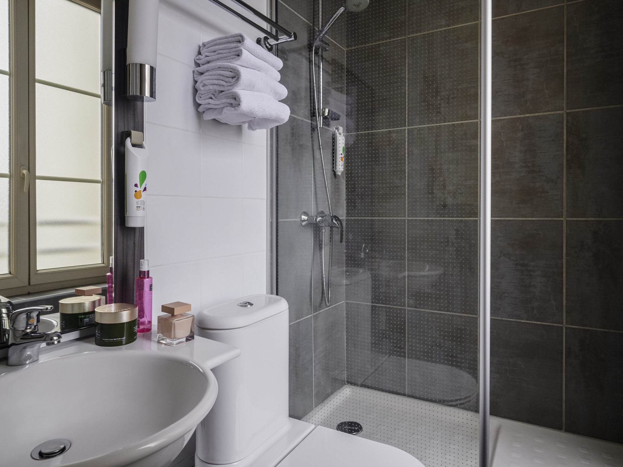 Foto - Ibis Styles Nantes Centre Place Graslin