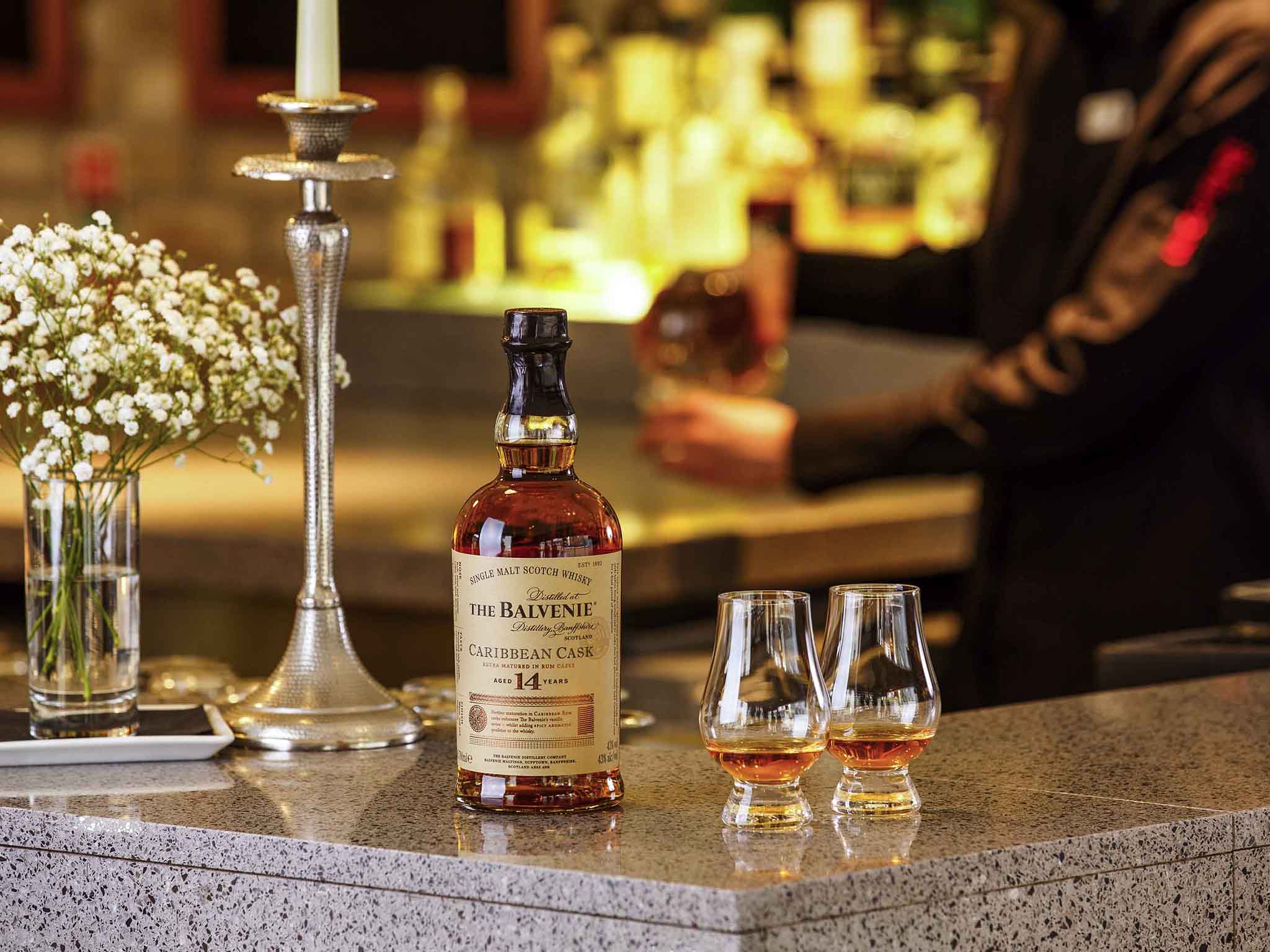 Photo - ibis Edinburgh Centre South Bridge – Royal Mile