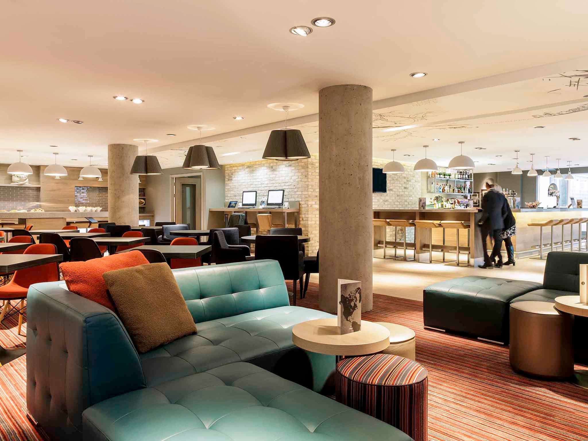 Photo - ibis Edinburgh Centre South Bridge – Royal Mile