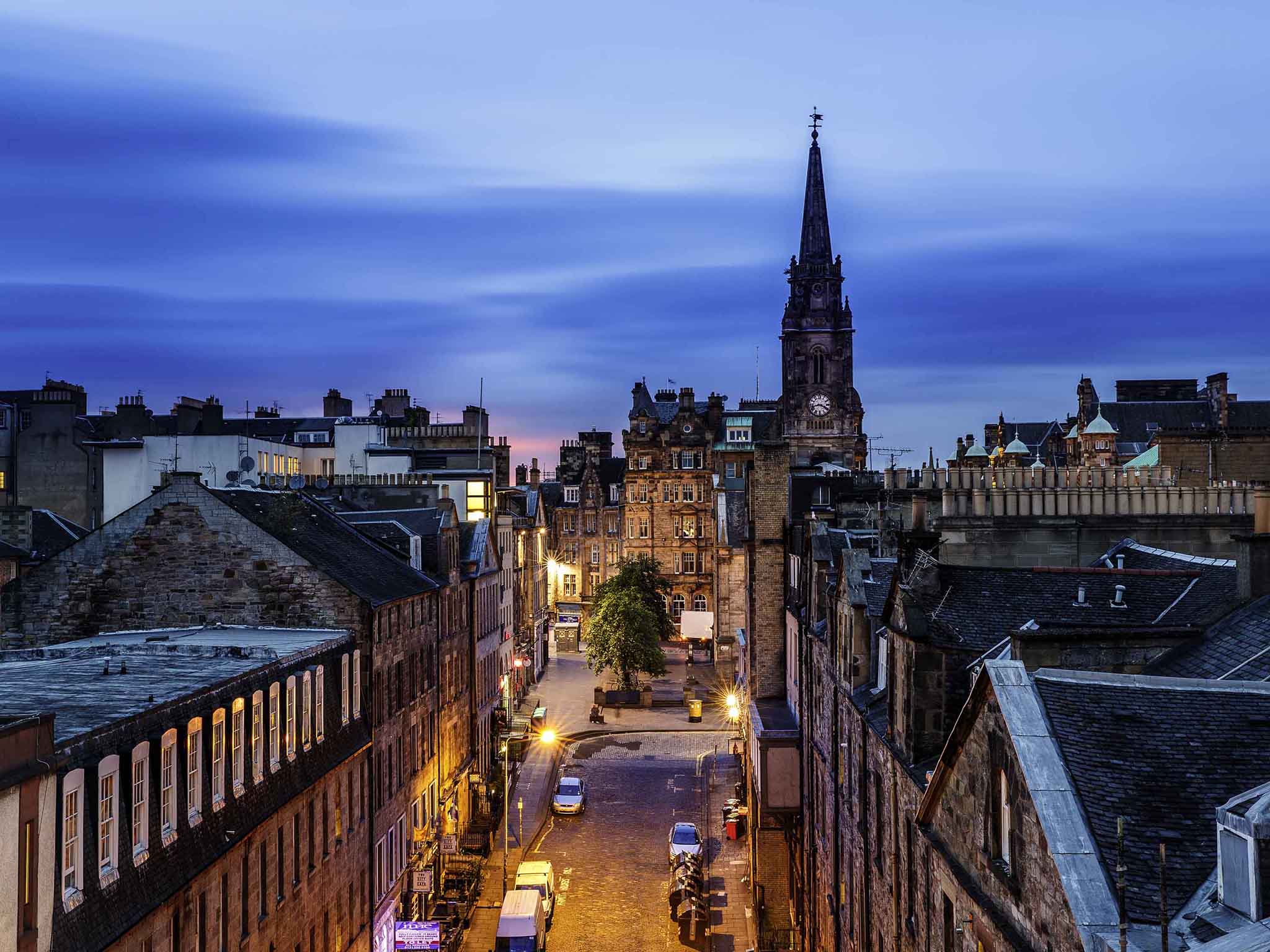 Photo - ibis Edinburgh Centre South Bridge – Royal Mile