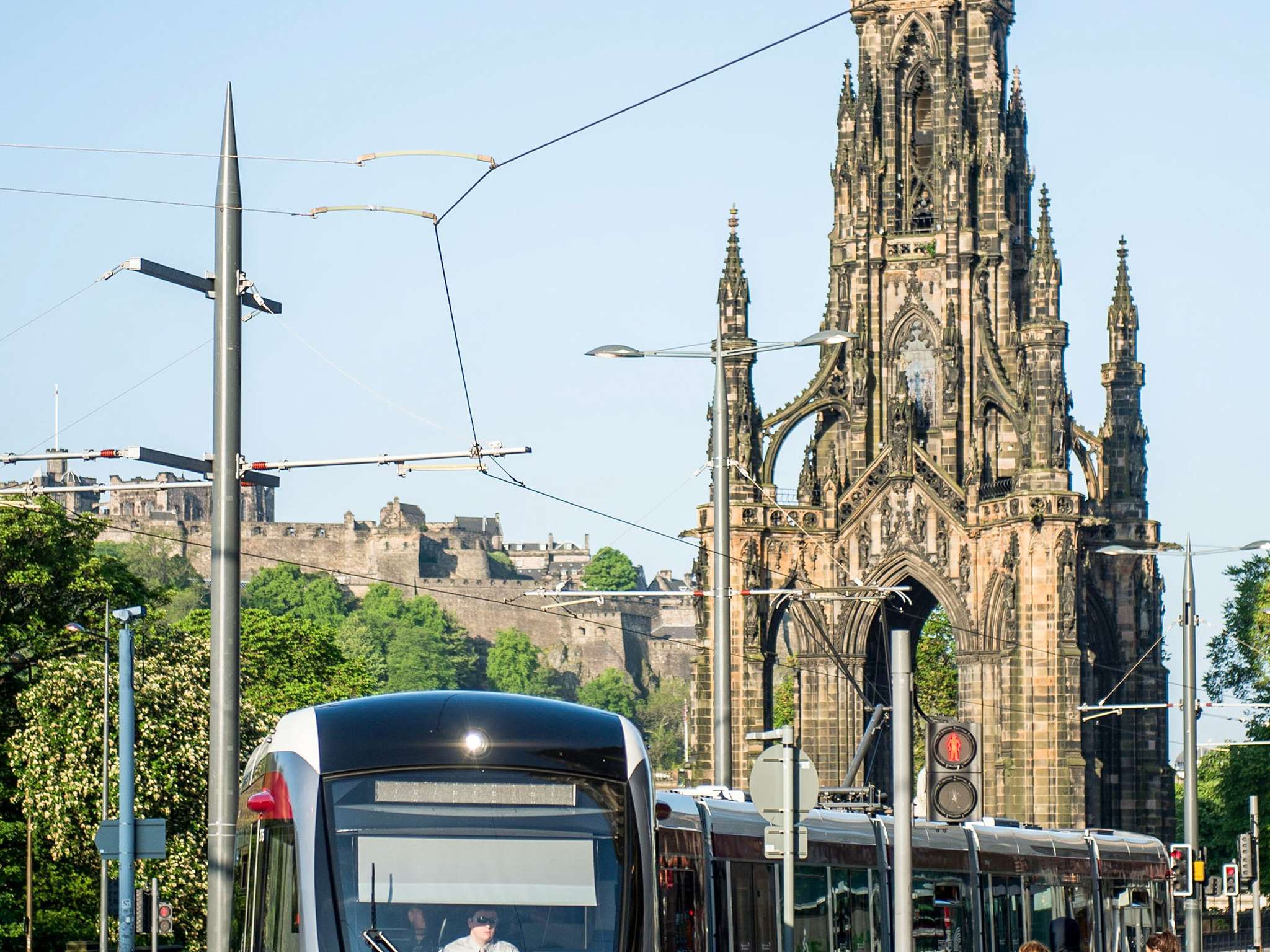 Photo - ibis Edinburgh Centre South Bridge – Royal Mile