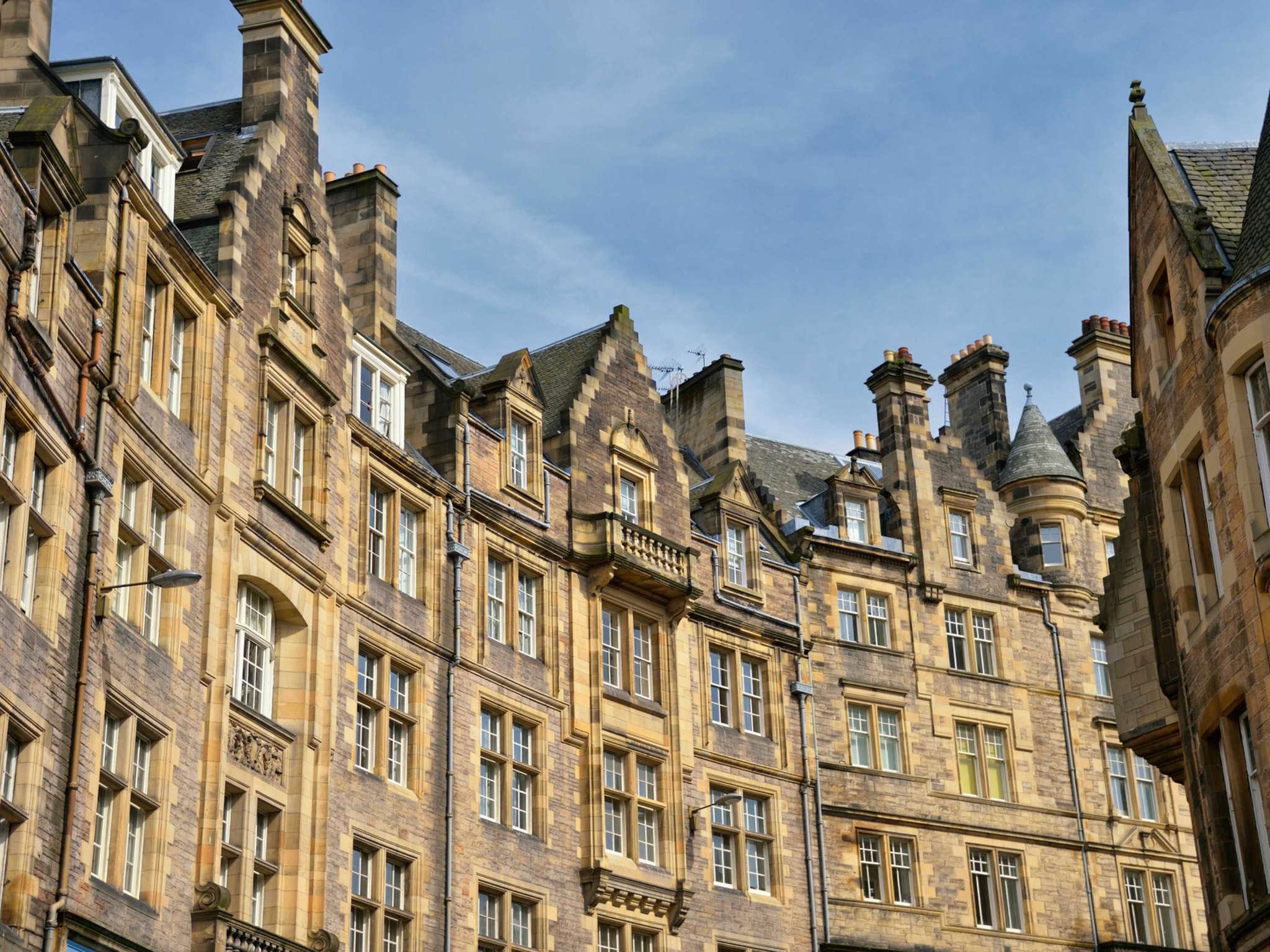 Photo - ibis Edinburgh Centre South Bridge – Royal Mile