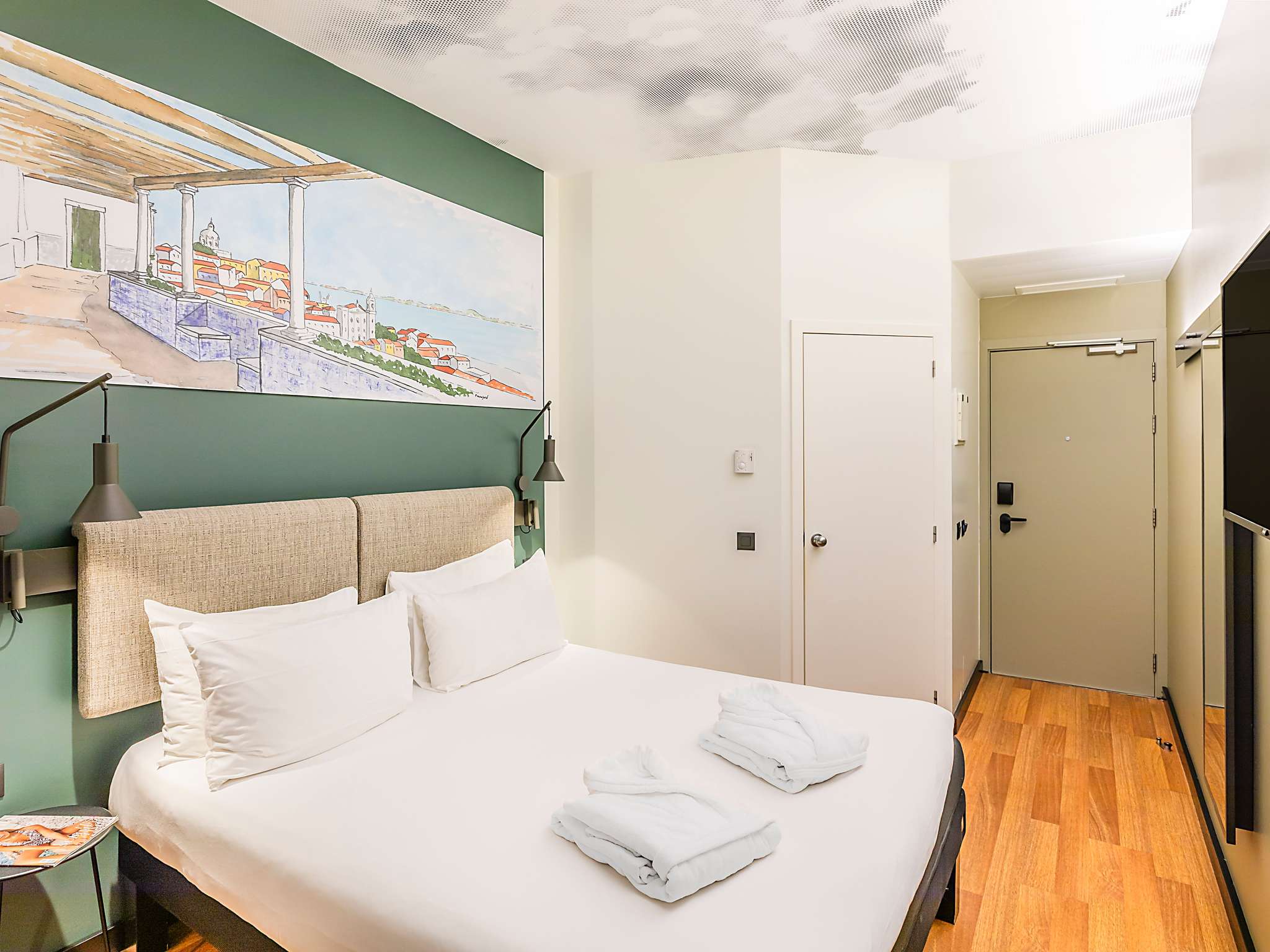 Photo - Hotel Ibis Lisboa Parque das Nações
