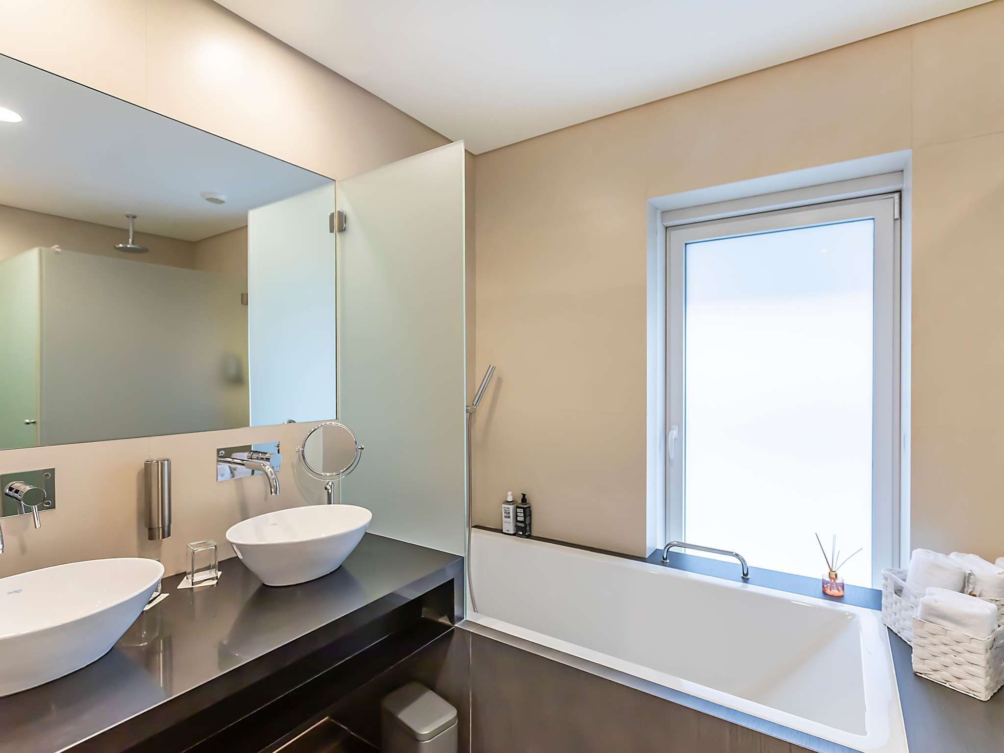 Photo - Hotel Ibis Lisboa Parque das Nações