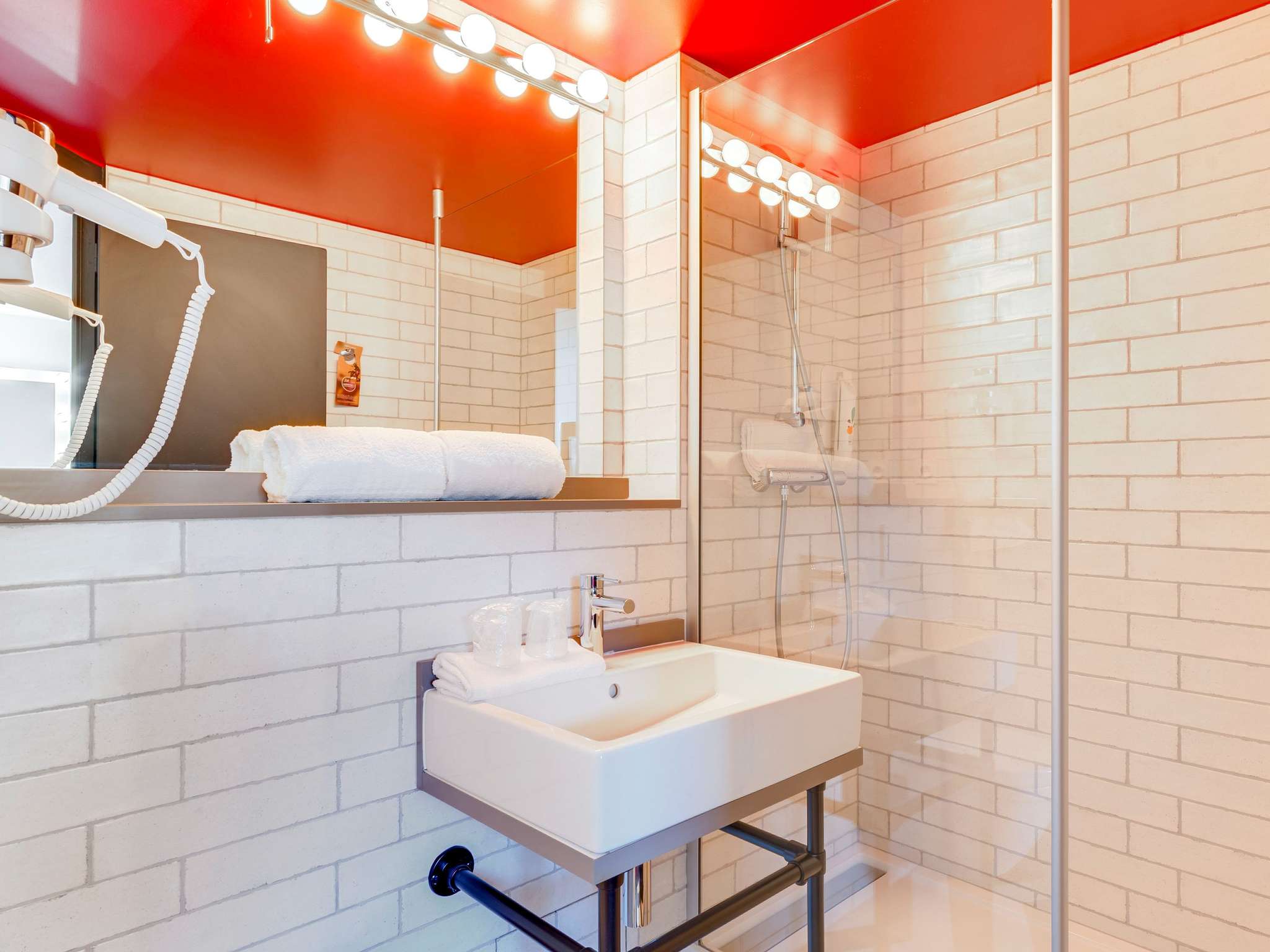 Photo - Ibis Styles Paris Saint Denis La Plaine