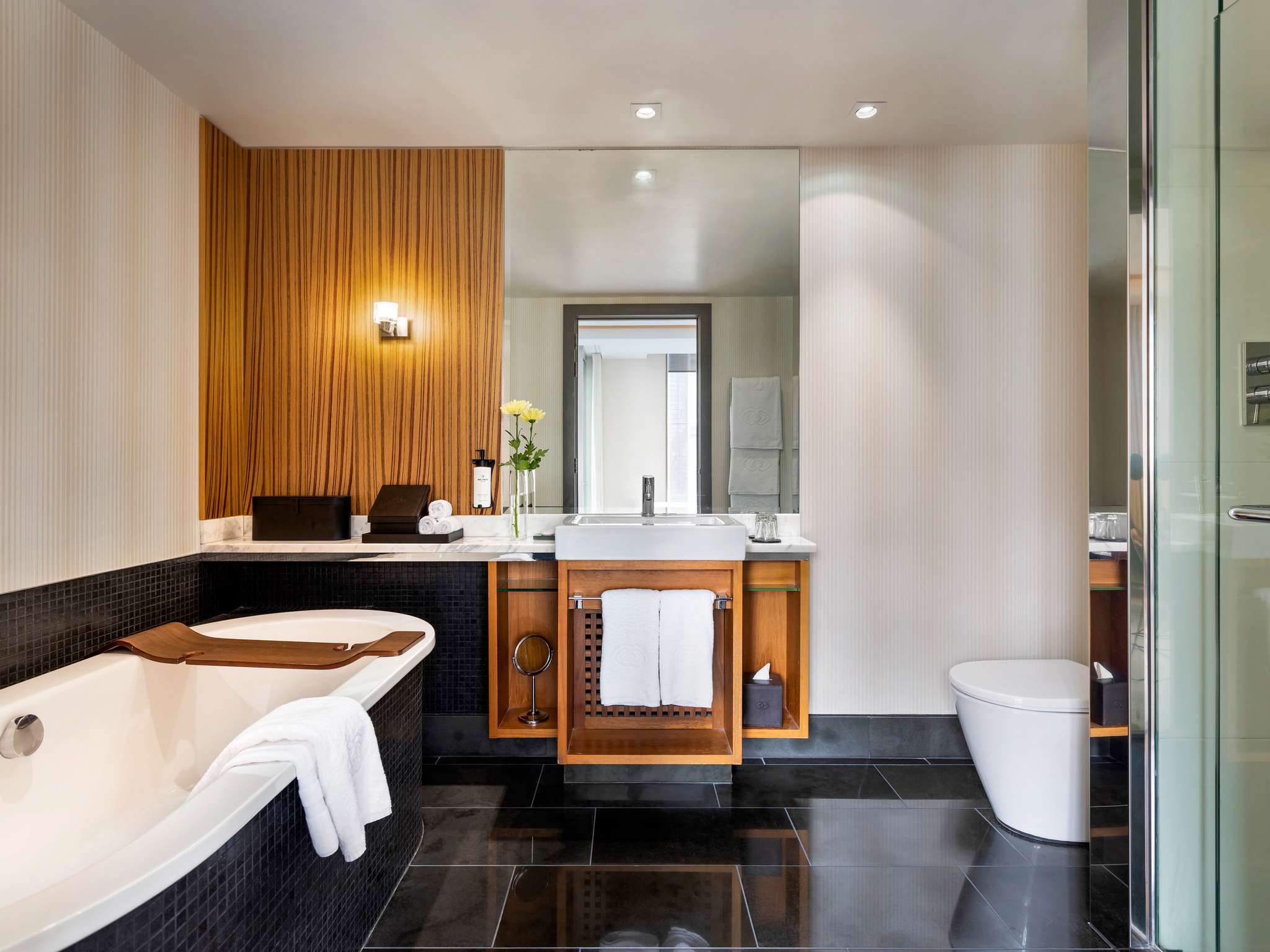 Photo - Sofitel Auckland Viaduct Harbour