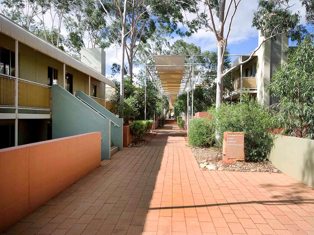 Emu Walk Apartments - Image 2