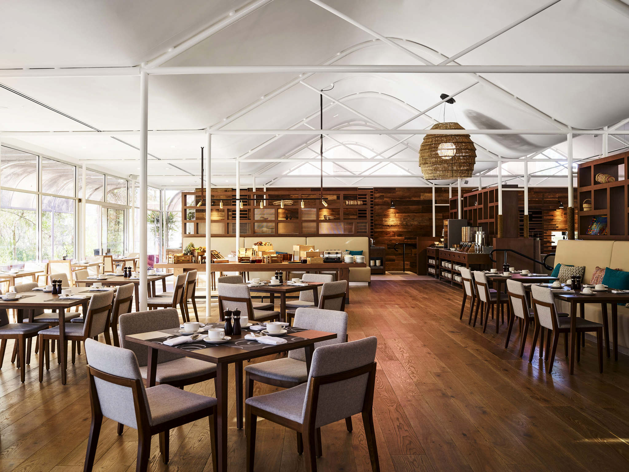 Ayers Rock Resort Emu Walk Apartments Accorhotels Restaurant Emu Walk Apartments A Member Of Grand Mercure