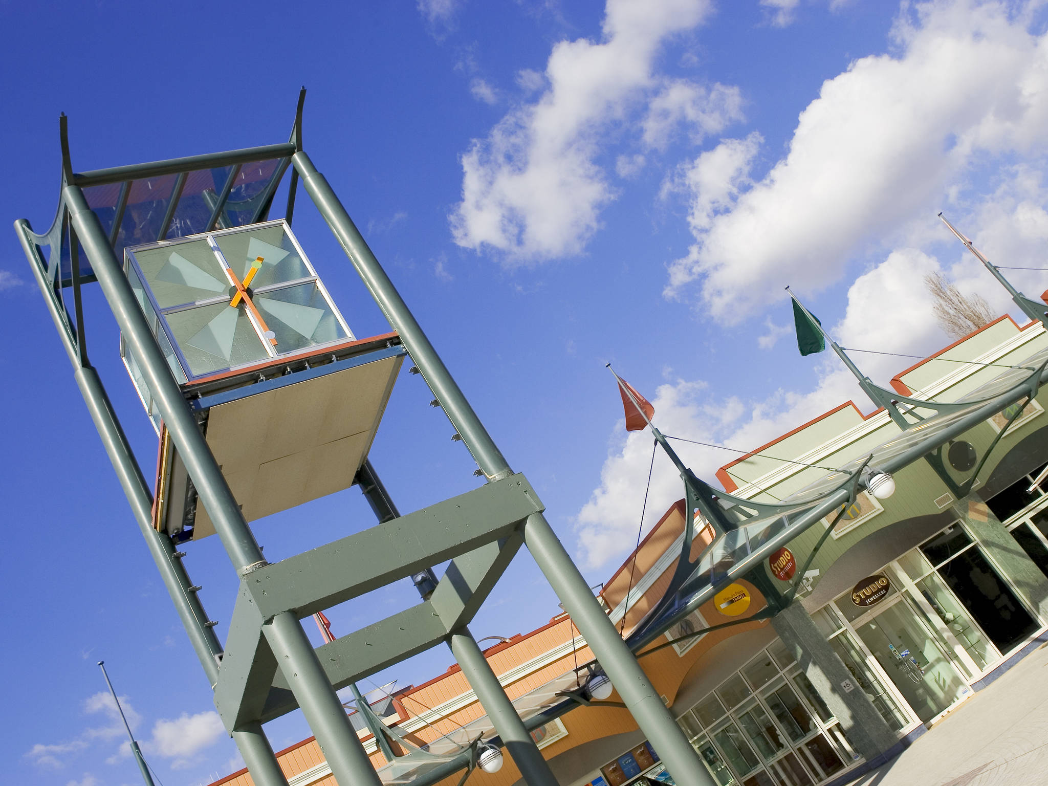 Photo - ibis Styles Canberra