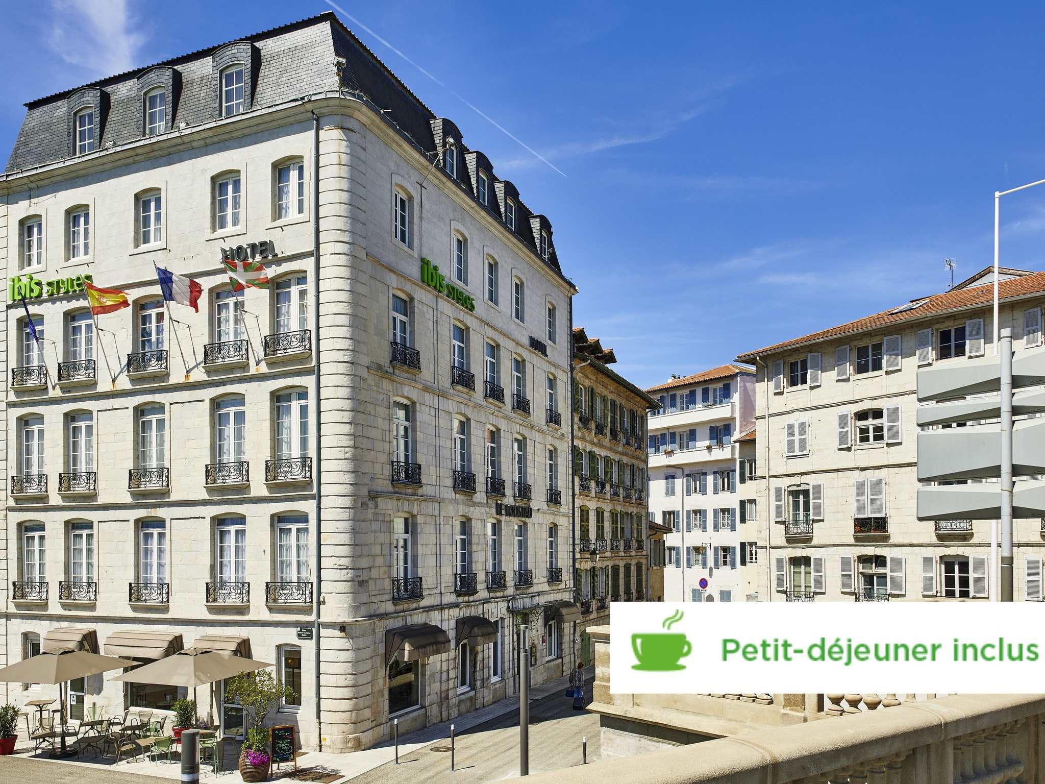Photo - ibis Styles Bayonne